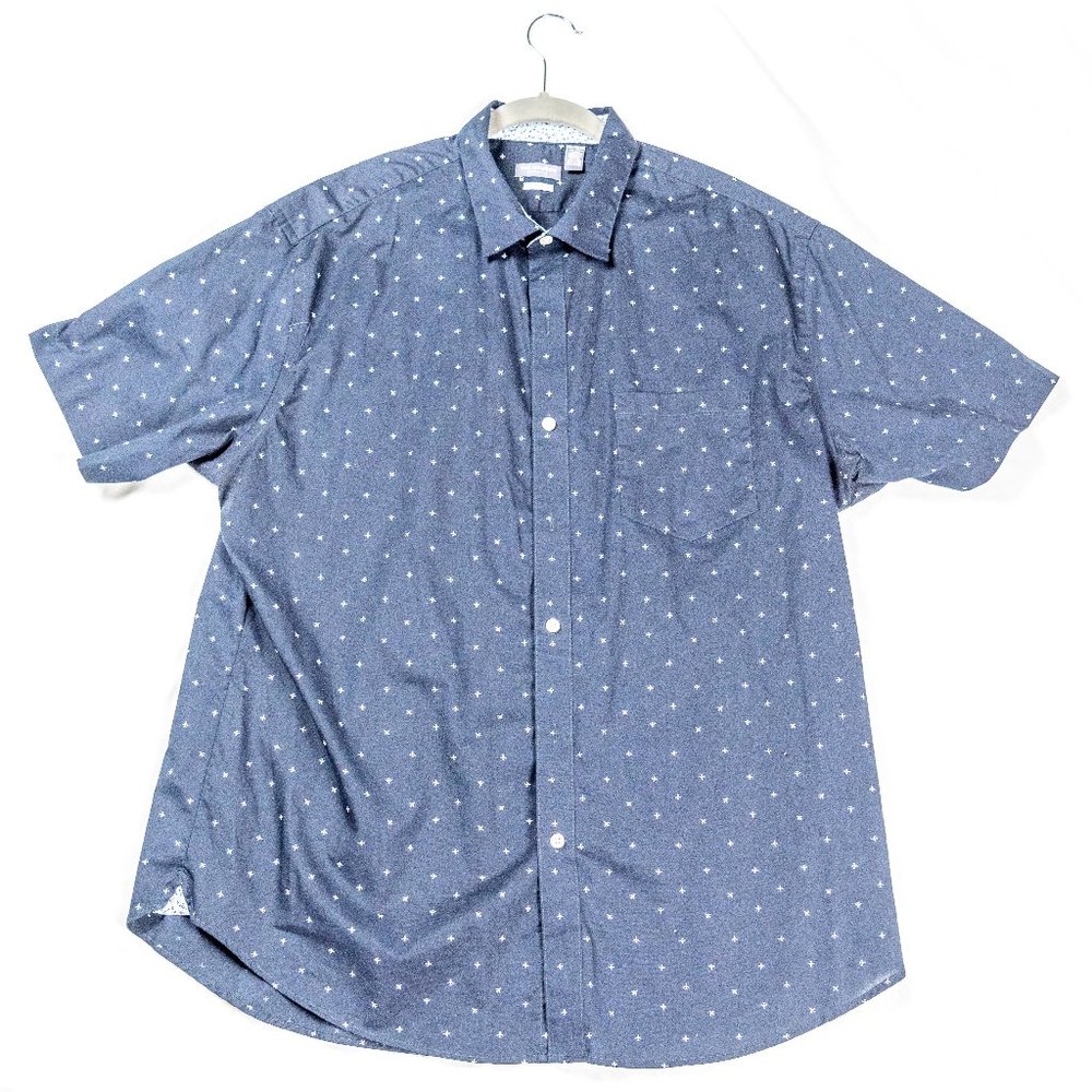 Men's Van Heusen Size XL Short Sleeve Button Up Shirt Navy with White Planes